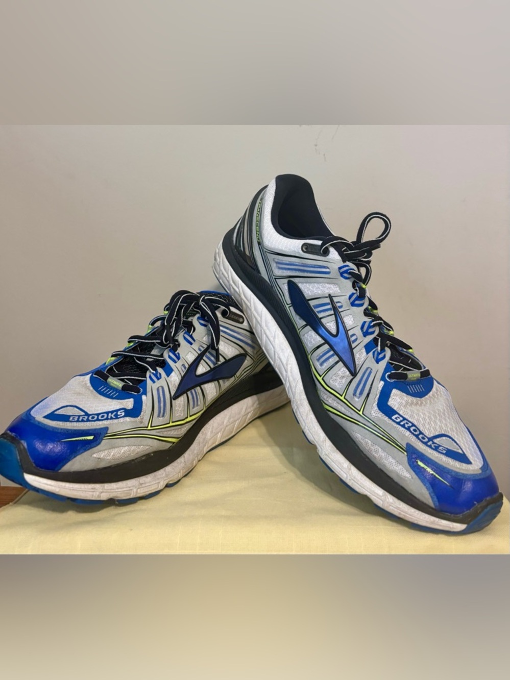 Brooks Transcend DNA Men's Size 13 Blue Green Running Sneakers 1101571D769 EUC